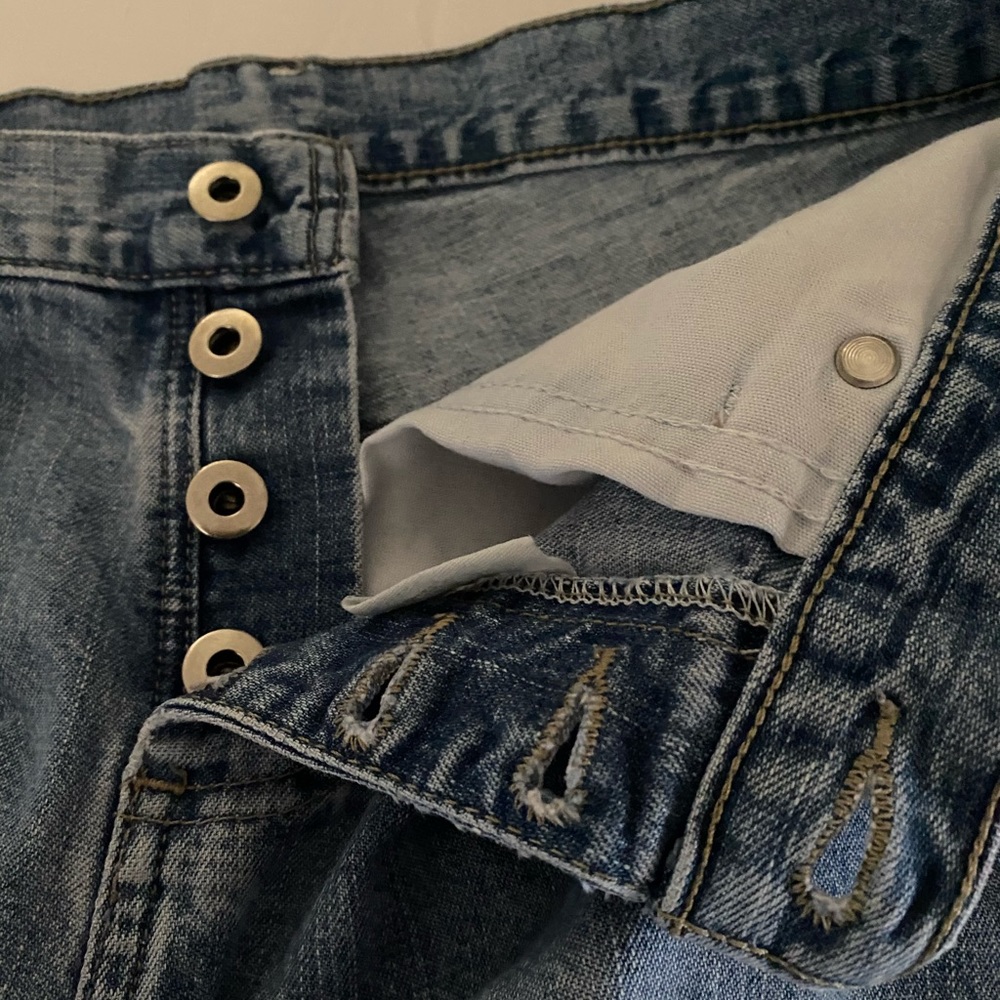 Lee Riveted Four Button Closure High Rise Cut Off Distressed Cotton Shorts 28” - Picture 12 of 14